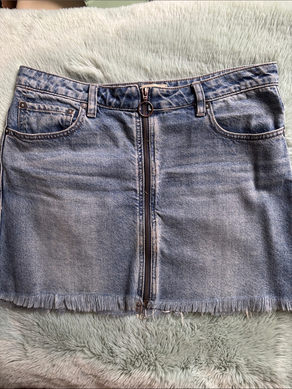Free People We The Free Light Blue Denim Zip-Front Mini Skirt Size 29